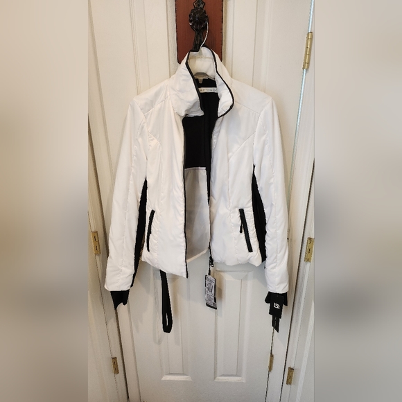 Blanc Noir Interface packable jacket - Picture 3 of 12